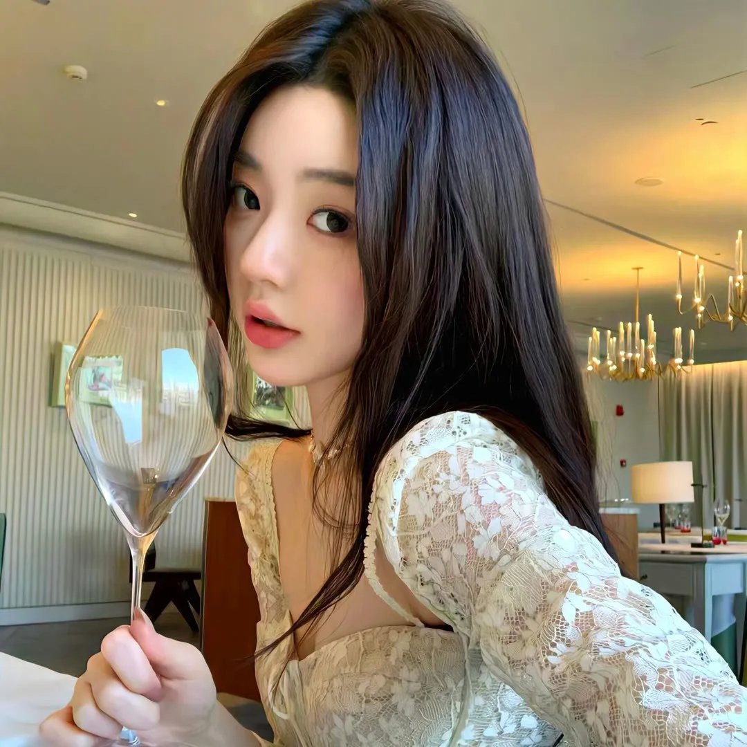财富、年轻和美貌